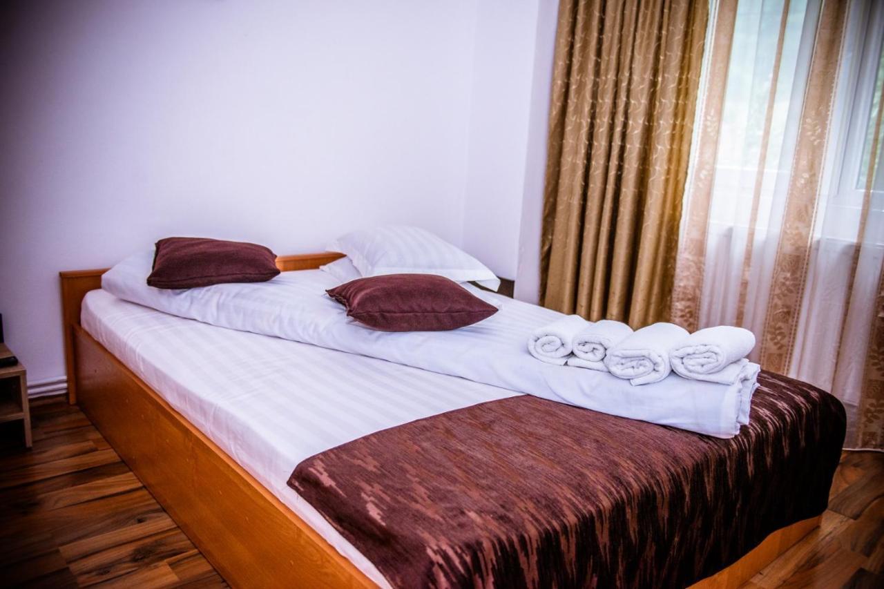 Popasul Drumetului Transfagarasan Hotell Curtea de Argeş Eksteriør bilde