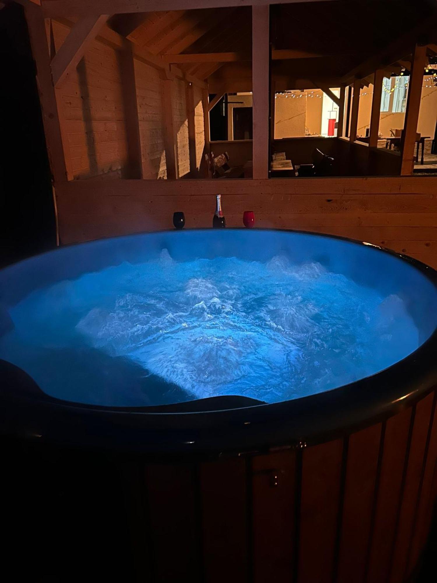 Popasul Drumetului Transfagarasan Hotell Curtea de Argeş Eksteriør bilde
