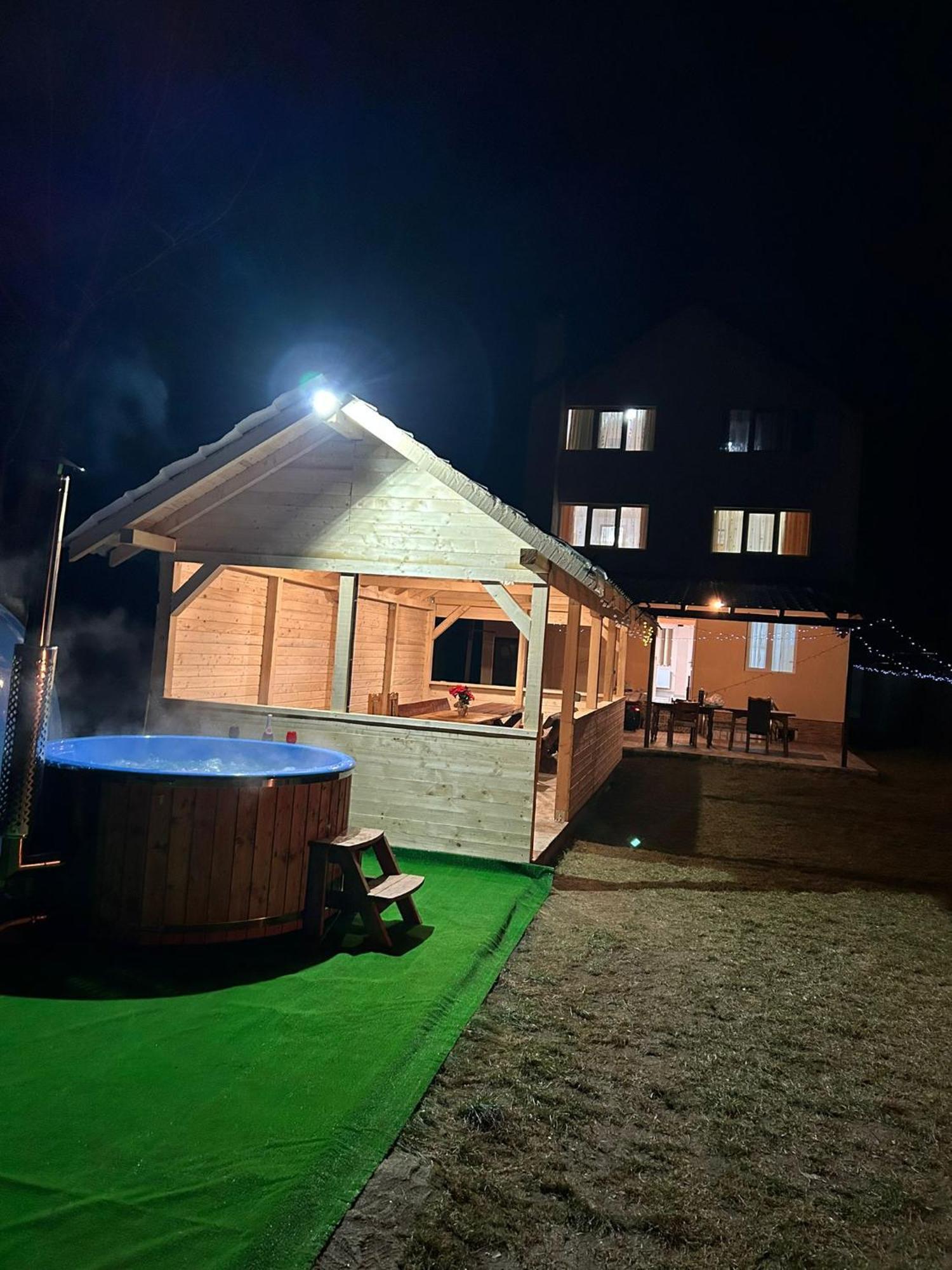 Popasul Drumetului Transfagarasan Hotell Curtea de Argeş Eksteriør bilde
